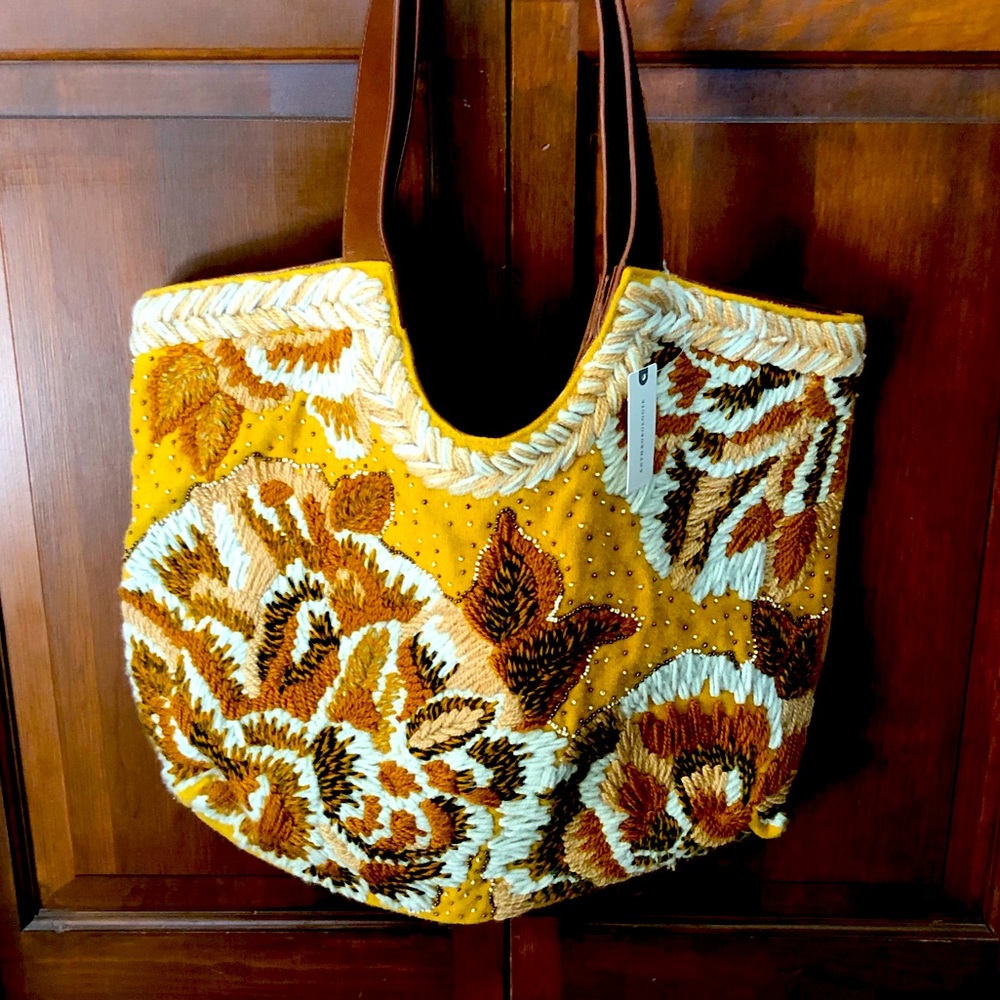 NWT Anthropologie vegan bag. Mustard yellow